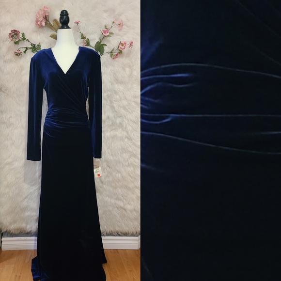Vintage Joseph Ribkoff Midnight Blue Velvet Evening Gown size 8 - Picture 8 of 8